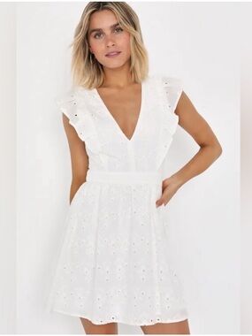 Lulus Flirtatious in Florence White Ruffled Eyelet Cotton Mini Dress Sz M